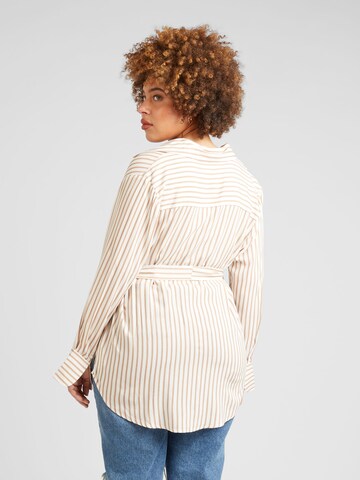 Chemisier 'Suki' ABOUT YOU Curvy en beige