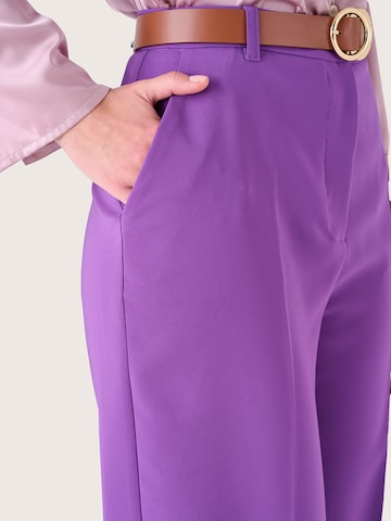 Camomilla Regular Bügelfaltenhose in Lila
