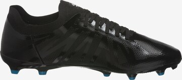 Chaussure de foot UMBRO en noir