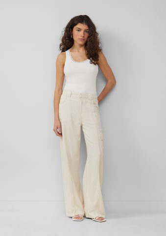 QS Wide leg Cargo trousers in Beige: front