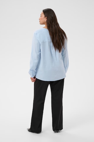 KAFFE CURVE - Blusa 'KCNana' en azul