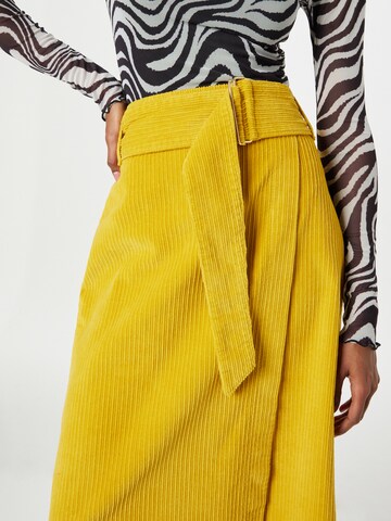 UNITED COLORS OF BENETTON Skirt in Yellow