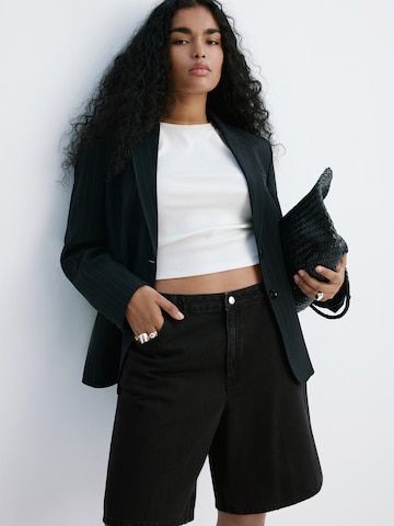 MANGO Loosefit Džíny 'CAMILLA' – černá