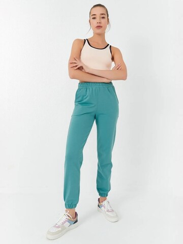 Tommy Life Top in Beige
