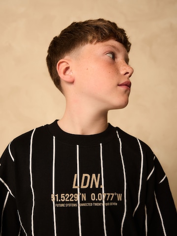 Next T-Shirt in Schwarz