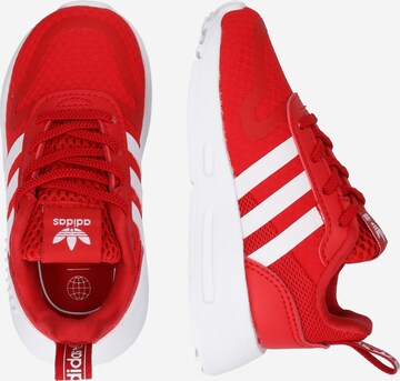 ADIDAS ORIGINALS Sneaker 'Multix' in Rot