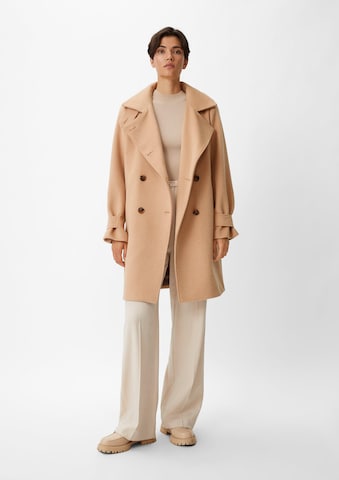 COMMA Between-Seasons Coat in Brown: front