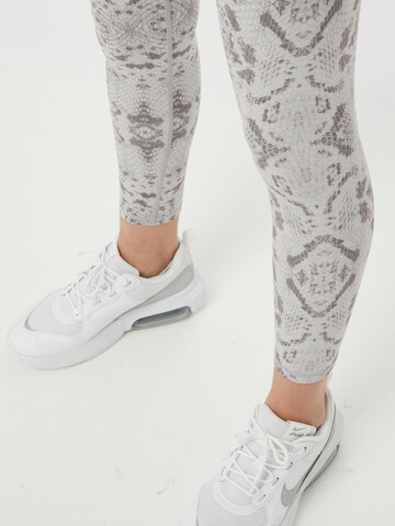 Skinny Pantalon de sport 'Century' Varley en gris