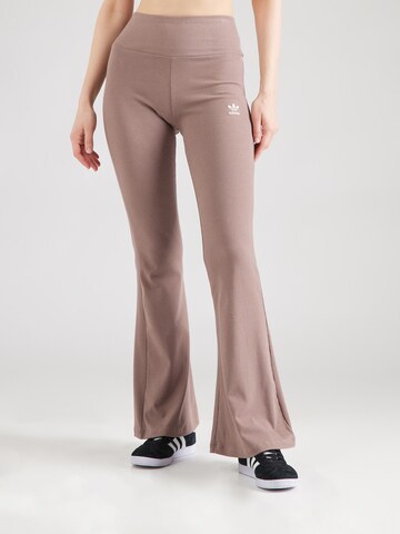 Flared Leggings 'Essentials' di ADIDAS ORIGINALS in beige: frontale