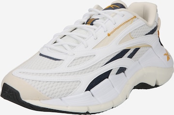 Reebok - Zapatillas deportivas bajas 'Zig Kinetica 2.5' en blanco: frente