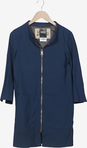 Herno Jacket & Coat in XS in Blue: front