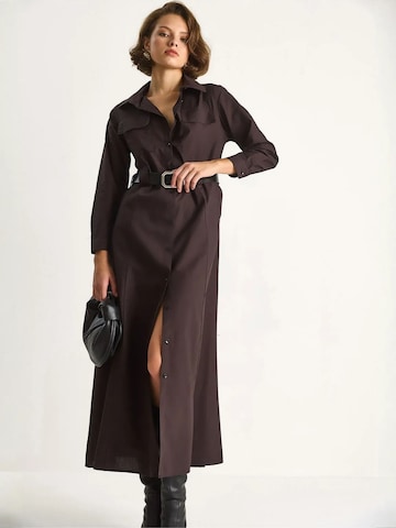 Bianco Lucci Blousejurk in Bruin: voorkant