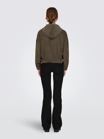 ONLY - Chaqueta de entretiempo 'ONLKenzie' en marrón