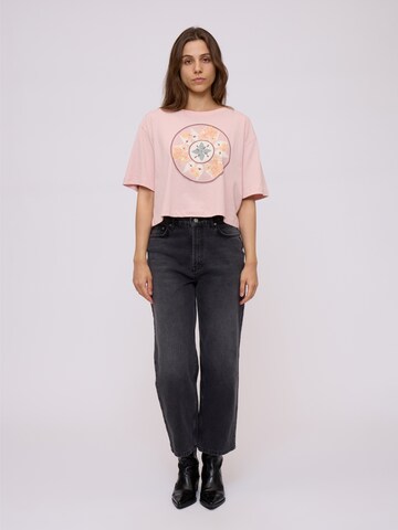 Maglietta ' Me ' di Odd Molly in rosa