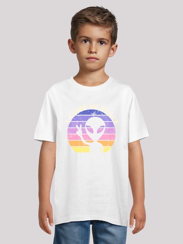 F4NT4STIC Shirt 'Alien Peace Sunset' in Wit: voorkant