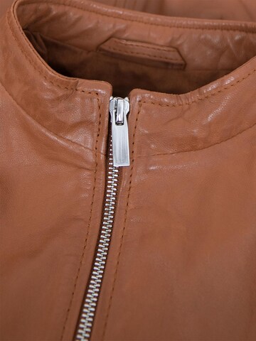 Veste mi-saison 'Fulya' Jilani en marron