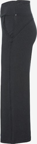 FAYN SPORTS Regular Pants in Grey