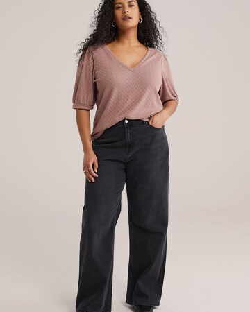 Tricou de la WE Fashion pe roz