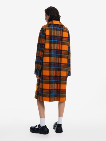 Desigual Tussenmantel in Oranje