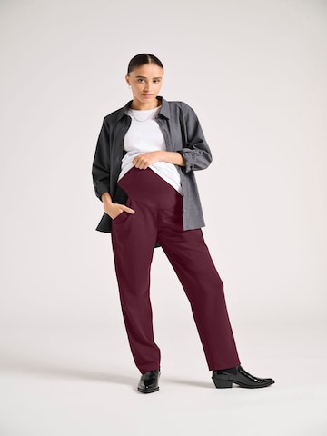 Wide leg Pantaloni di Only Maternity in rosso: frontale