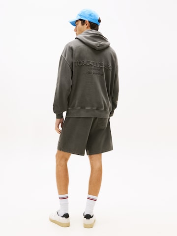 Sweat-shirt '90S NEW CLASSICS' Tommy Jeans en gris : devant