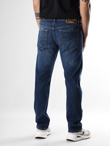 DIESELTapered Traperice 'Buster-X' - plava boja