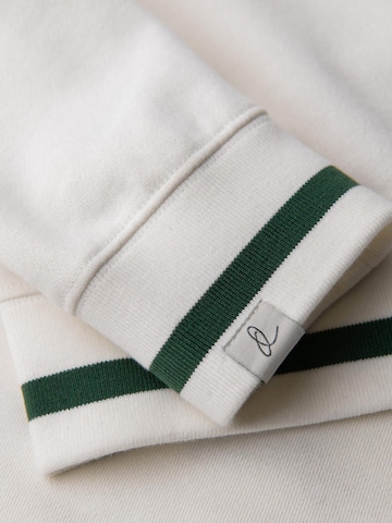 Ombre Sweatshirt 'OM-SSNZ-0244' in White