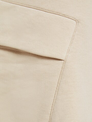 Bershka Regular Cargo Pants in Beige