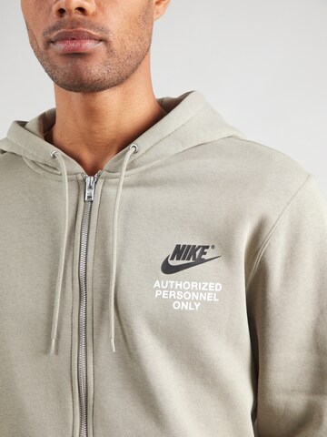 Nike Sportswear Кофта на молнии в Зеленый