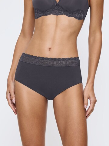 TRIUMPH Midislip 'Red Label Feel of Modal' in Grau: Vorderseite