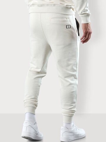 ESTEEM Slimfit Housut värissä beige