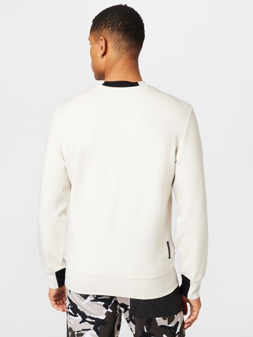 BRAX Sweatshirt 'Lennox' i hvid
