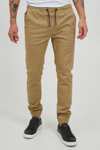 11 Project Regular Chino 'GAETANO' in Beige: voorkant