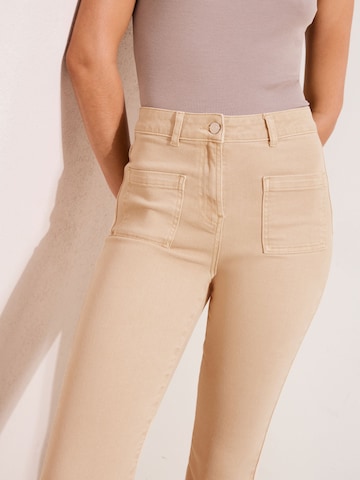 Bootcut Jean Friends Like These en beige