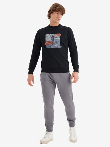 WESTMARK LONDON Sweatshirt 'London Diversity' in Zwart