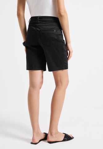 STREET ONE Regular Pants in Black