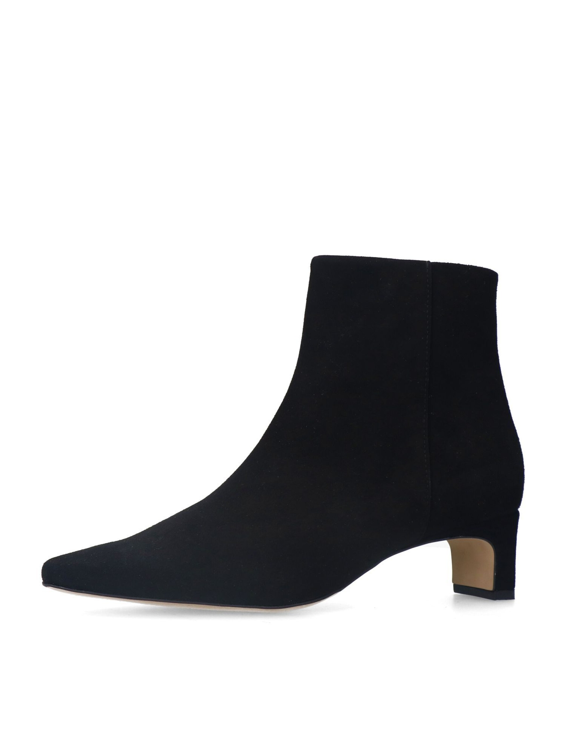 MANFIELD Ankle Boots in Black: front