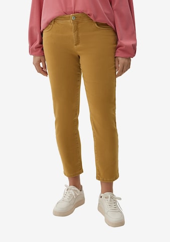 TRIANGLE Slim fit Jeans in Yellow: front