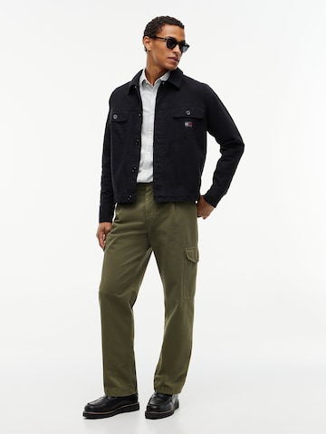 Veste mi-saison 'Essential' Tommy Jeans en noir