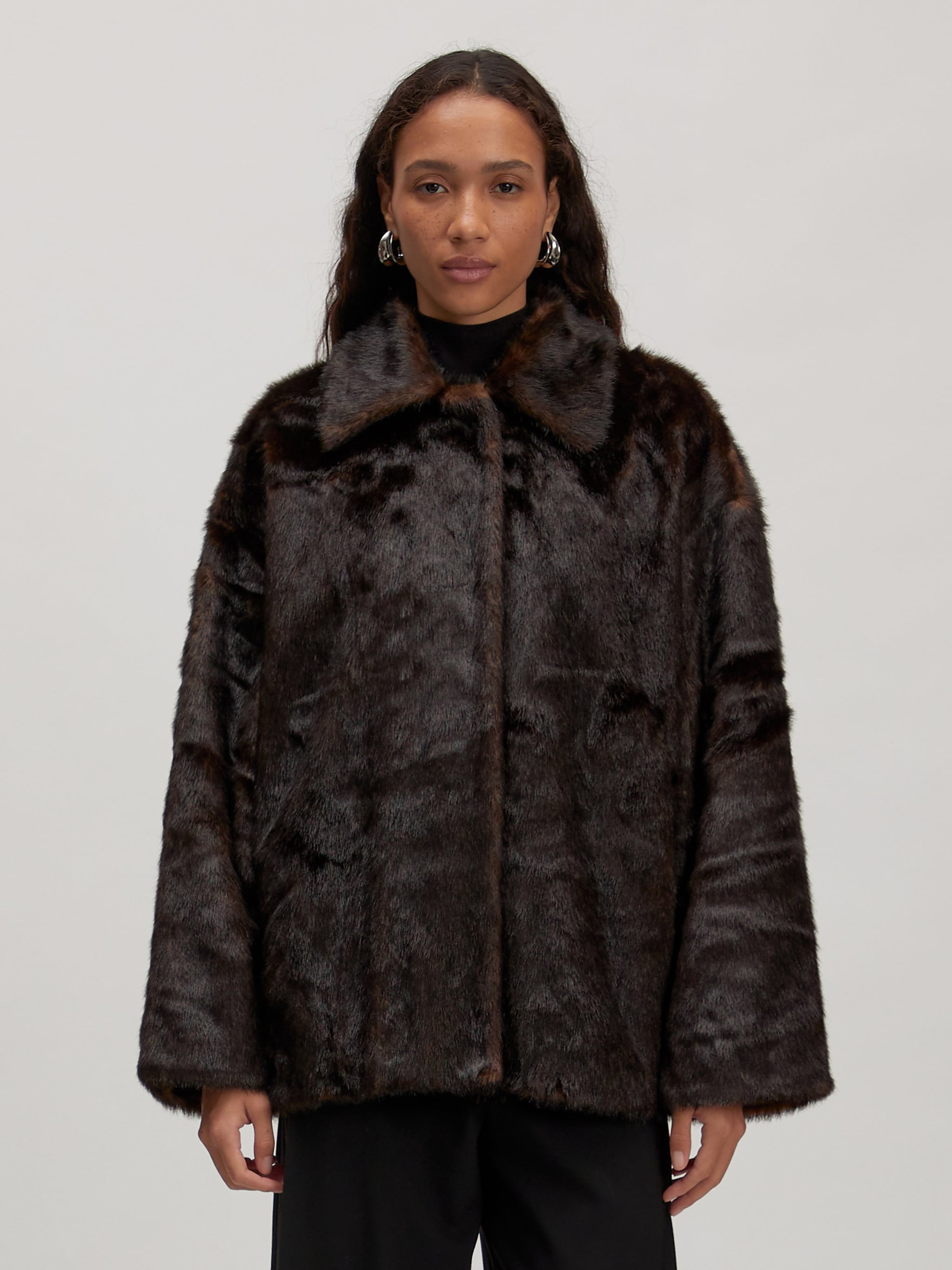 EDITED Productos Chaqueta de entretiempo 'Bay' marrón oscuro