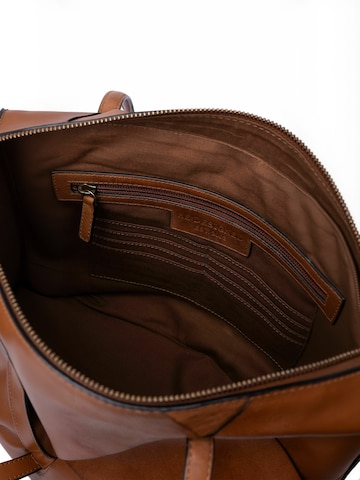 RE:DESIGNED Bag ' Olia ' in Beige