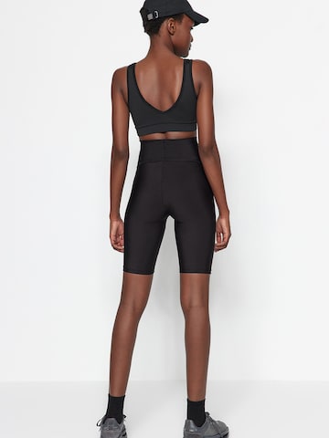 Trendyol Skinny Leggings in Zwart