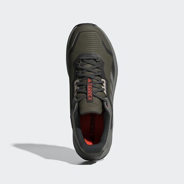 Chaussure de course 'Trailrider' ADIDAS TERREX en vert