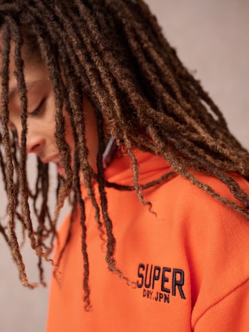 Superdry Суичър 'Essentials' в оранжево