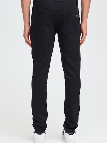 !Solid - regular Pantalón chino ' SDCHAI ' en negro