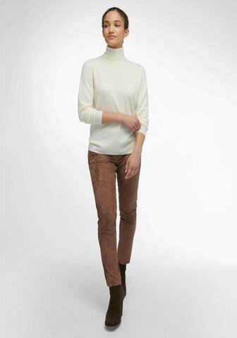 Peter Hahn Sweater in White