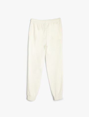 Koton Tapered Broek in Wit