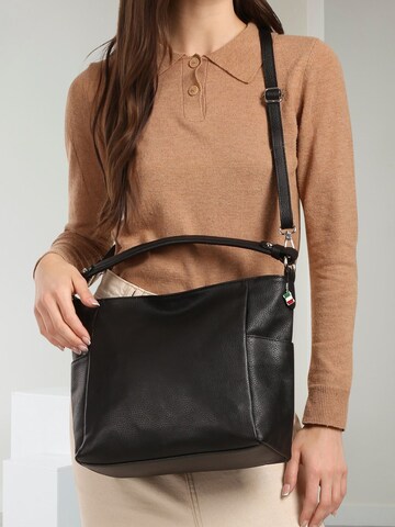 Florence Schultertasche‌‌‌ in Schwarz: Vorderseite