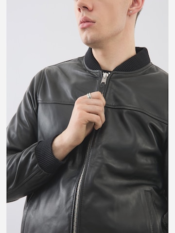 Veste mi-saison ' Ma1 Max Bomber ' Bolongaro Trevor en noir
