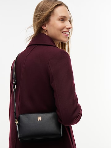 Sac à bandoulière 'JOY' TOMMY HILFIGER en noir